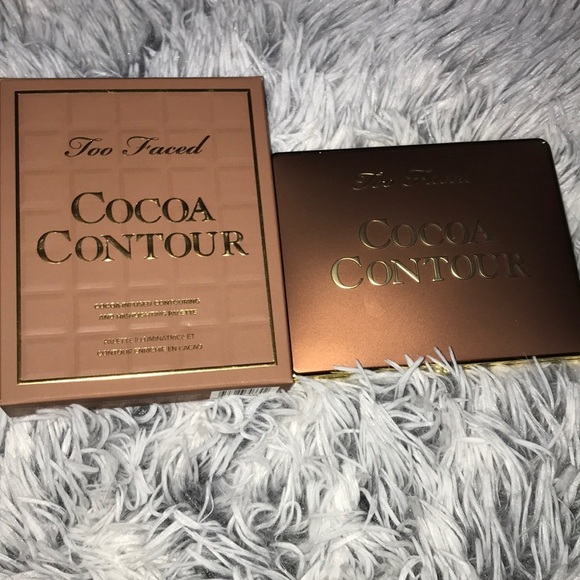 Too faced cocoa contour and highlighting palette - Picture 2 of 9